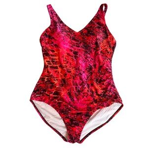 Speedo One Piece Vibrant Red Pink Animal Print Swimsuit Bathing Suit Size 18